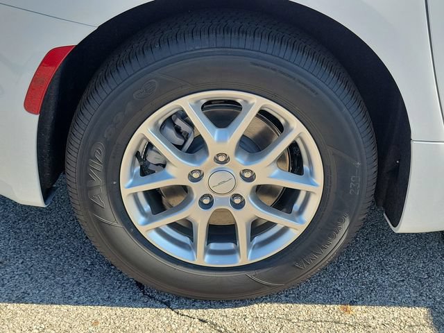 New 2027 Chrysler Pacifica Select FWD image 37