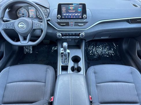 Used 2025 Nissan Altima 2.5 S image 13