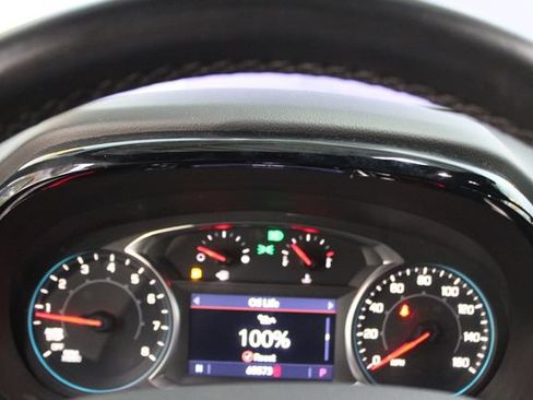 Used 2023 Chevrolet Traverse LT AWD/4WD image 17