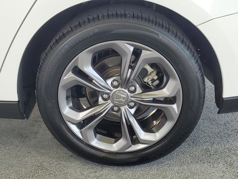 Used 2023 Honda Accord EX image 7
