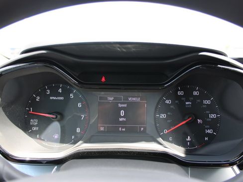 New 2026 Chevrolet Trax LS w/ LS Convenience Package FWD image 32