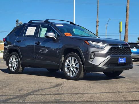 Used 2023 Toyota RAV4 XLE Premium AWD/4WD image 2