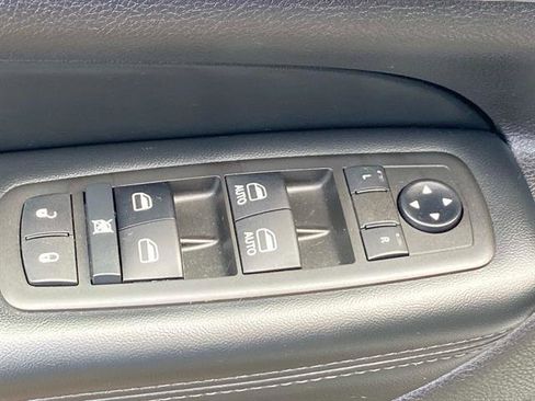 Certified 2021 Jeep Grand Cherokee Limited image 31