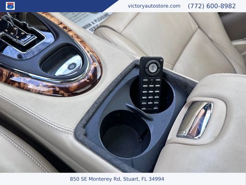 Used 2005 Jaguar XJ8 L image 40