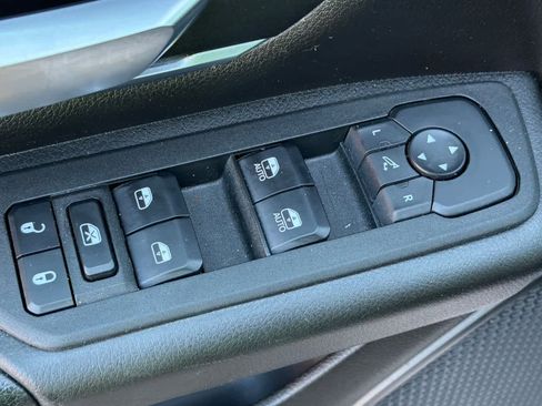 Used 2025 RAM 1500 Big Horn image 15