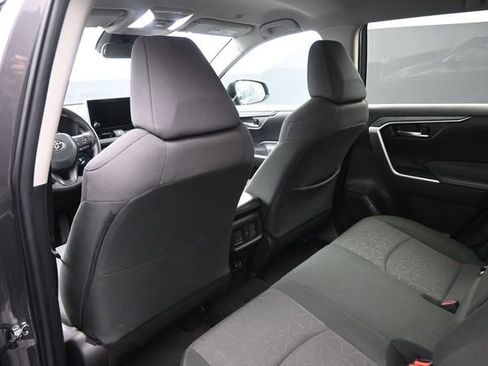 Used 2024 Toyota RAV4 XLE FWD image 10
