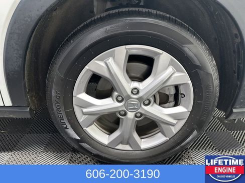 Used 2025 Honda HR-V LX image 11