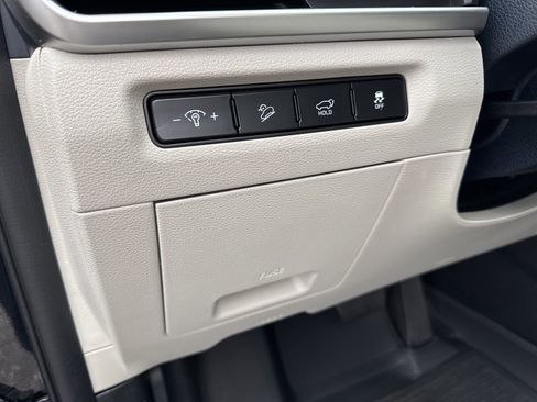 Used 2023 Kia Telluride EX image 25