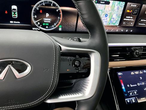 Used 2025 INFINITI QX80 Sensory w/ Exterior Package AWD/4WD image 28