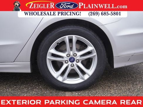 Used 2018 Ford Fusion S image 9