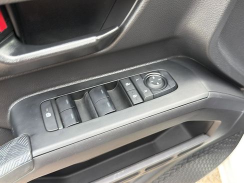 Used 2024 Toyota Tacoma SR5 AWD/4WD image 20