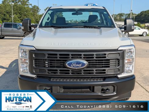 New 2025 Ford F350 XL w/ 360-Degree Camera Package image 4