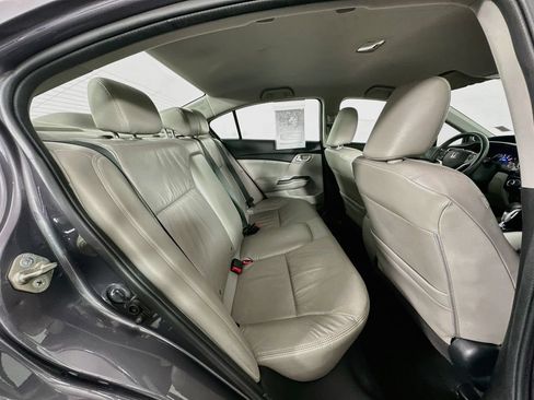 Used 2015 Honda Civic Hybrid Sedan image 26