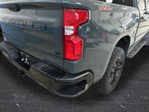 Used 2025 Chevrolet Silverado 1500 LT Trail Boss w/ LT Trail Boss Premium Package AWD/4WD image 34