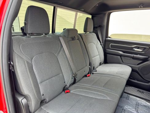 Used 2020 RAM 1500 Big Horn AWD/4WD image 37