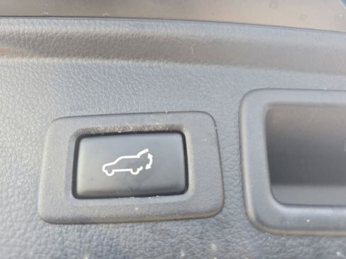 Used 2018 Subaru Forester 2.5i Touring image 33