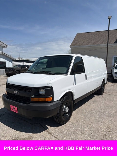 Used 2016 Chevrolet Express 2500 Extended RWD image 4