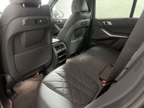 Used 2024 BMW X5 xDrive40i w/ Premium Package image 13