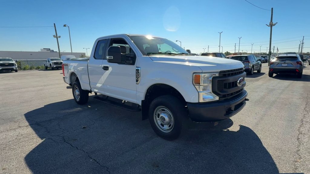 Used 2022 Ford F250 XL w/ Power Equipment Group AWD/4WD image 2