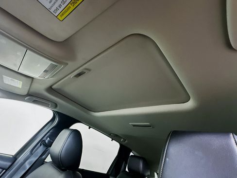 Used 2025 MAZDA CX-90 3.3 Turbo w/ Preferred Package image 25