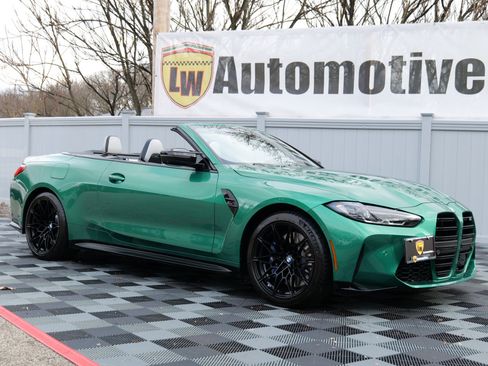 Used 2022 BMW M4 xDrive Competition image 2