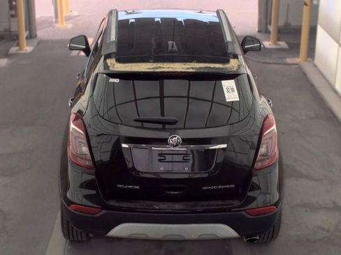 Used 2018 Buick Encore Essence FWD image 5