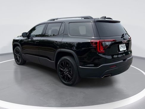Used 2023 GMC Acadia SLE w/ Driver Convenience Package FWD image 6