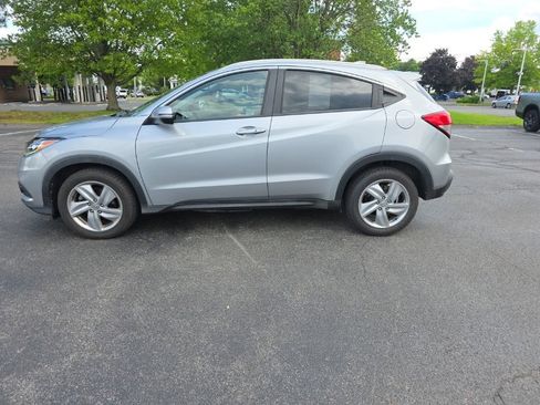 Used 2019 Honda HR-V EX-L image 4
