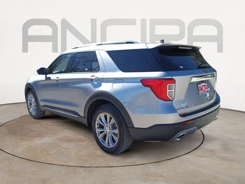 Used 2023 Ford Explorer Limited image 8