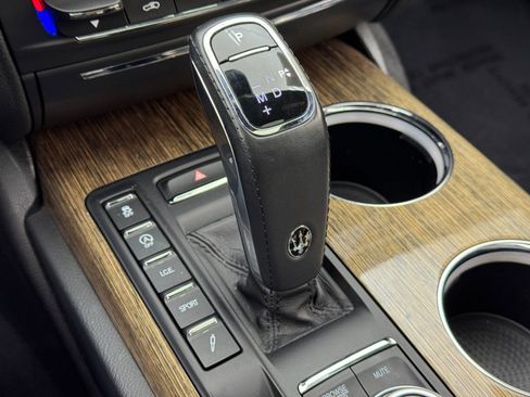 Used 2022 Maserati Quattroporte GT image 30