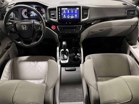 Used 2019 Honda Ridgeline RTL-E image 21