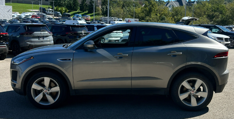 Used 2019 Jaguar E-PACE SE AWD/4WD image 3