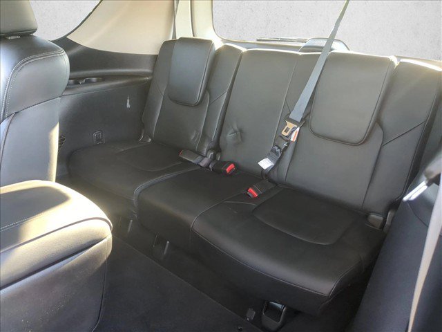 Used 2024 Nissan Armada Platinum w/ Captain's Chairs Package AWD/4WD image 19
