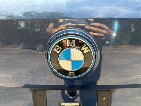 Used 2024 BMW iX xDrive50 w/ Sport Package AWD/4WD image 11