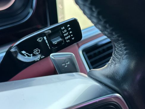 Used 2019 Porsche Panamera 4 AWD/4WD image 36