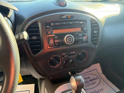 Used 2014 Nissan Juke S image 29