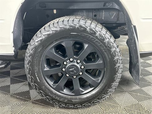 Used 2024 RAM 3500 Laramie w/ Night Edition image 34