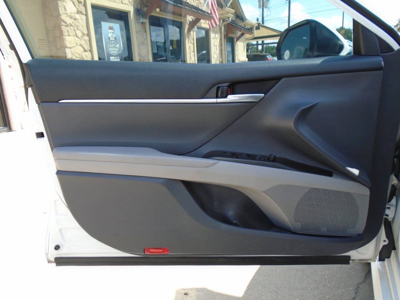 Used 2023 Toyota Camry LE FWD image 28