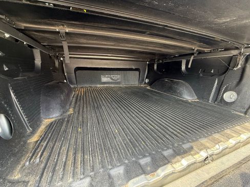 Used 2018 Chevrolet Silverado 1500 LT w/ All Star Edition image 19