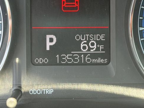 Used 2019 Toyota Corolla LE FWD image 26