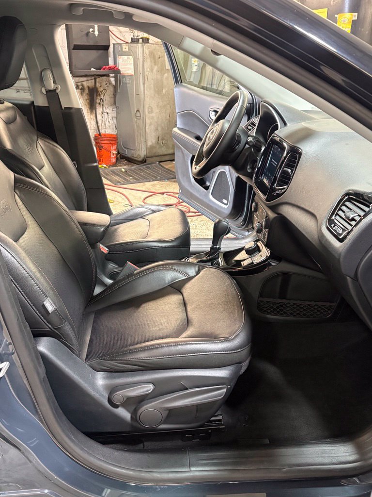 Certified 2018 Jeep Compass Limited AWD/4WD image 15