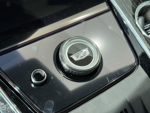 New 2025 Cadillac Escalade IQ Sport 1 w/ Smart Trailering package image 26