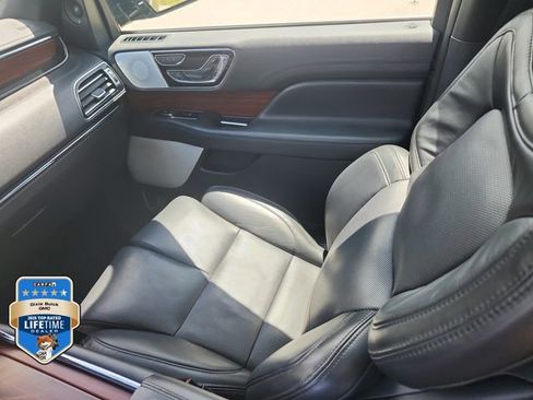 Used 2022 Lincoln Navigator L Reserve AWD/4WD image 16