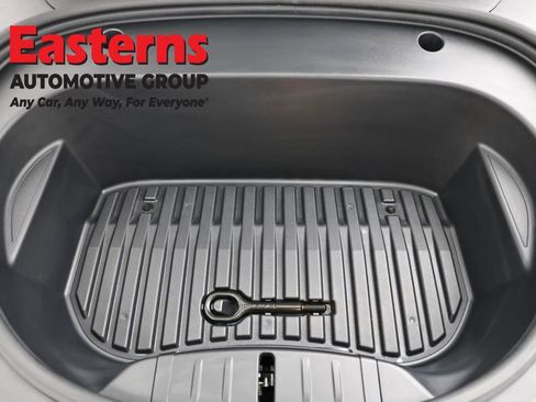 Used 2023 Tesla Model 3 Standard Range image 7