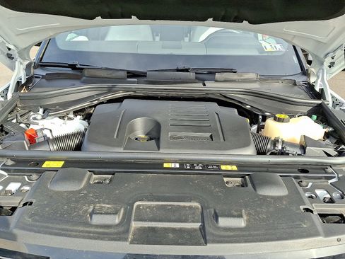 Used 2025 Land Rover Range Rover Sport P360 S image 27