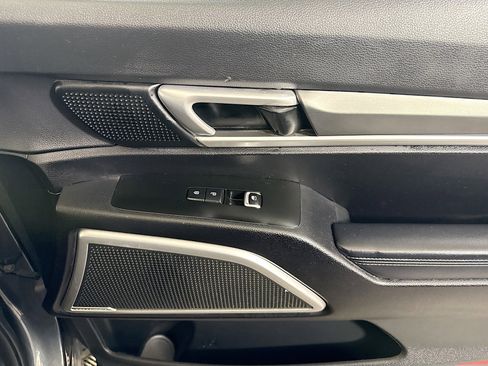 Used 2020 Kia Telluride LX FWD image 31