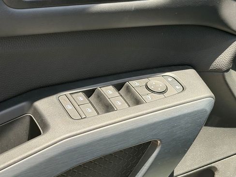 Used 2025 Nissan Pathfinder Rock Creek AWD/4WD image 6