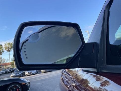 Used 2014 Chevrolet Silverado 1500 High Country w/ High Country Premium Package image 35