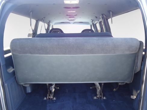 Used 1994 Ford E-350 and Econoline 350 Chateau RWD image 29