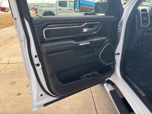 Used 2020 RAM 1500 Laramie image 14